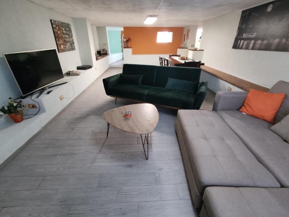Lorna House Lägenhet Tortolì Exteriör bild